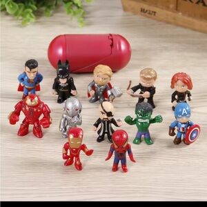 12 Superhero Action Figure Set - Multicolor